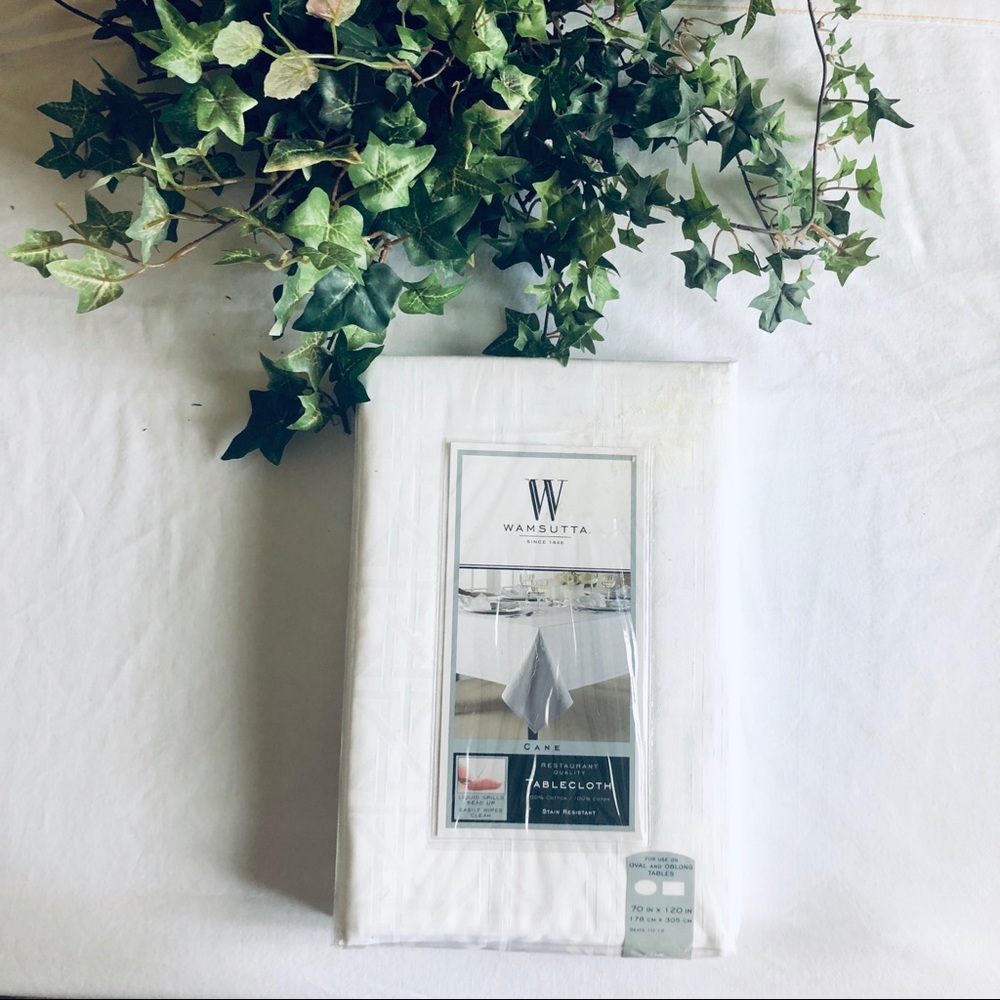 BRAND NEW Wamsutta tablecloth